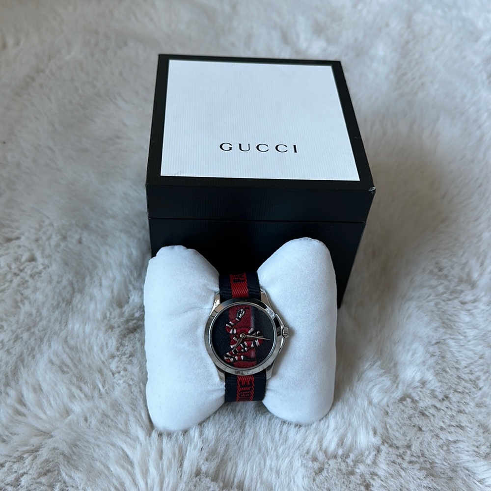 NWT AUTHENTIC GUCCI WATCH